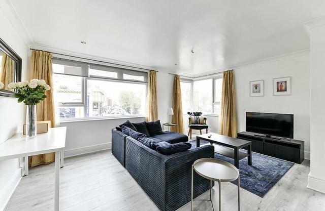 The Elden No8 Fairway Hosting