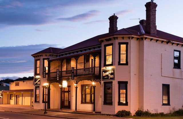 The Exchange Beaconsfield - Offering Heritage Accommodation