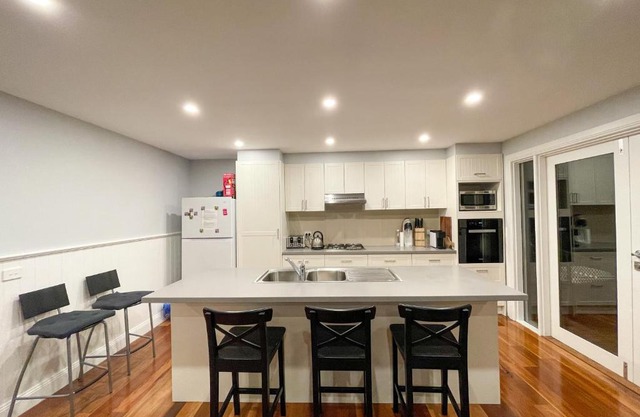 THE GELLI HOUSE-A RESTORED OLD FARM HOUSE