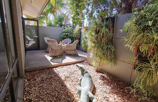 The Good Life - Two Bedroom Garden Apartment