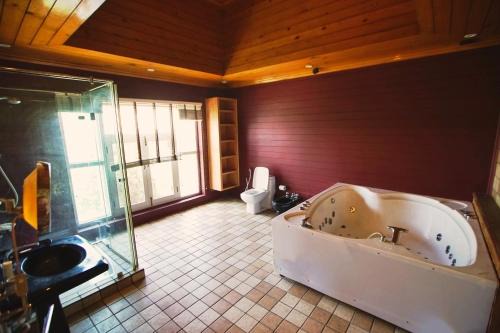 The GoodFind Residency