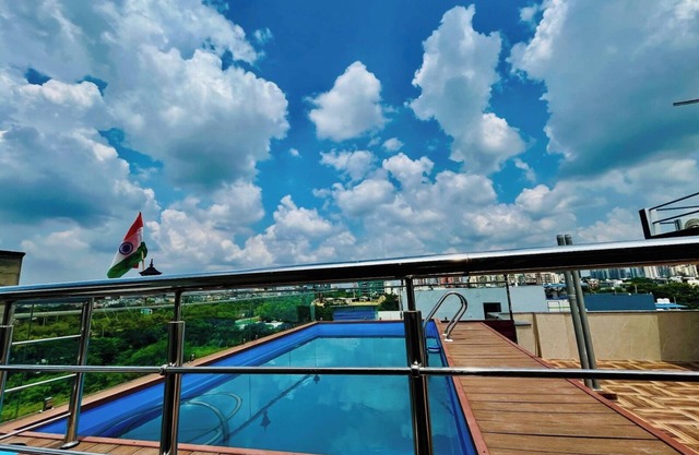 The Grand Oasis Hotel & Resort