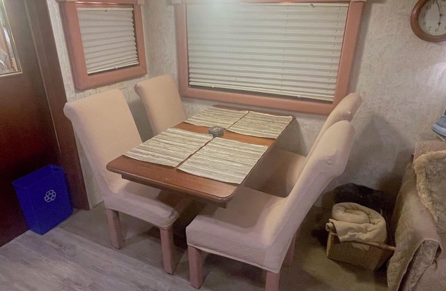 The Great Escape - Shirley with secluded Private Hot Tub - accommodates up to 4 guests