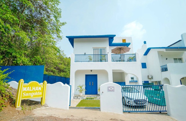 The Greek Villa 3BR Private Pool By homeyhuts