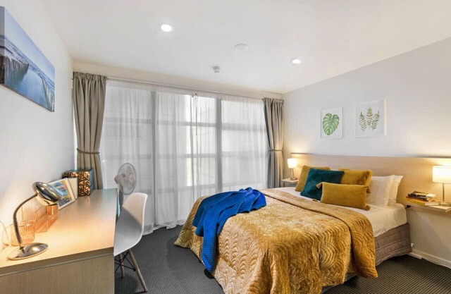 The Haven CBD 1BR Apartment with 2 Bathrooms