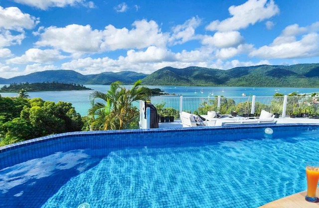 The Haven View - Airlie Beach