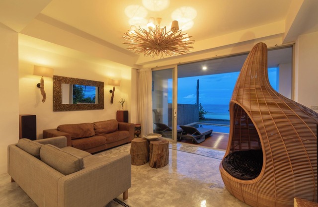 The HideAway Beachfront Villa in Kuiburi with Pool, Kitchen, and Ocean View