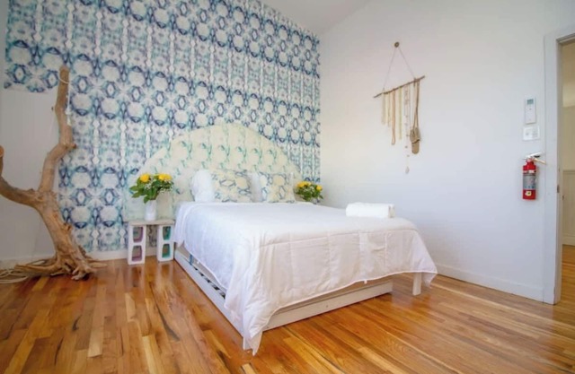 The High Tide #9 One Bedroom Suite with Kitchen