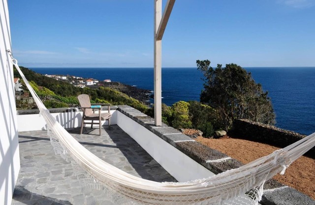 The House of the Whaler is the ideal place for those who want to feel close to the sea.