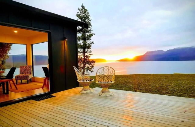 ~ the hunting huts~ a fresh take on the kiwi bach, perfect for 2 - 12 guests!n