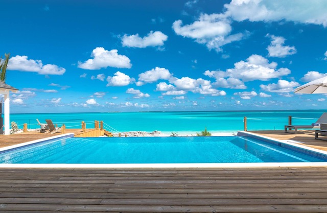 The Lemon Tree House - 5 Bedroom, 6 Bath Oceanfront Villa on Beautiful Tar Bay!