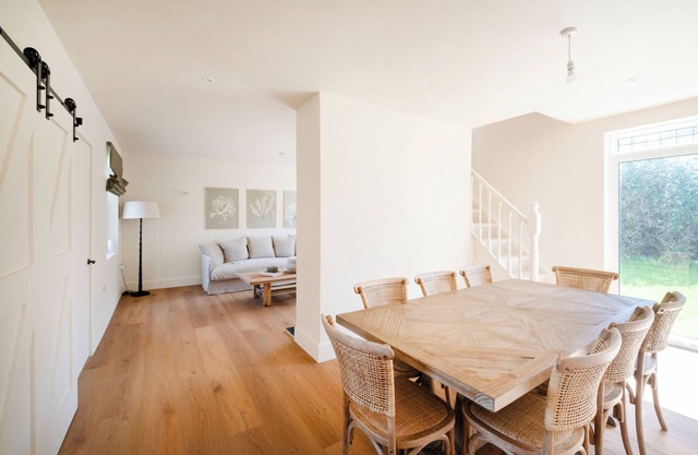 The Links 10, Amazing Location- Food, Drinks, Surf, & Golf! - 10