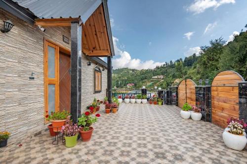 The Lookout - Luxurious Villa at Mukteshwar