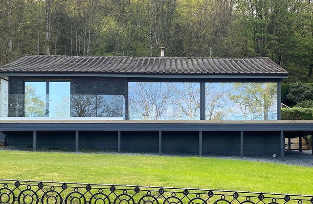 The Lookout, spectacular sea views