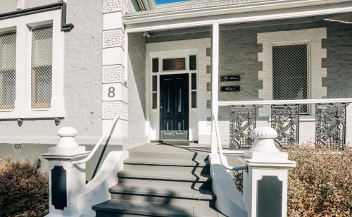 The Manor Apartments