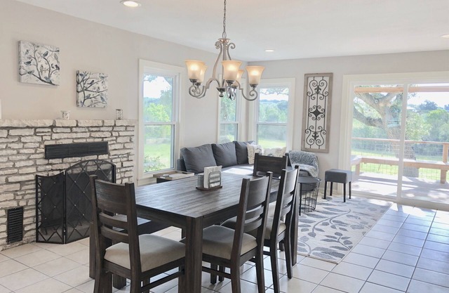 The Merlowe Breathtaking 17 Acres DRIPPING SPRINGS AND ATX CLOSE TO EVERYTHING!