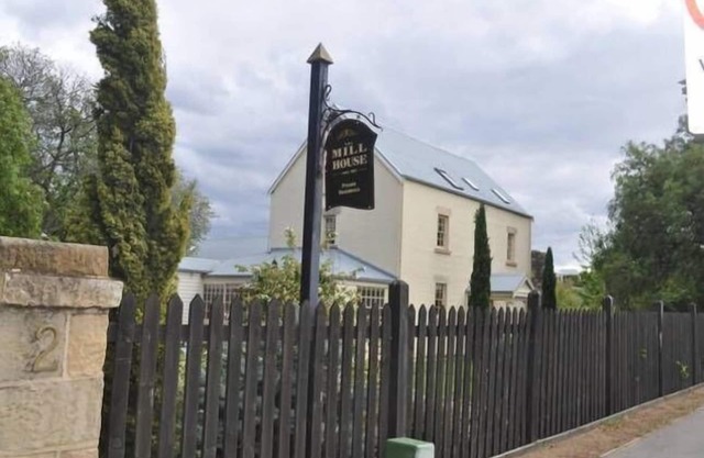 The Mill House - Cottage Accommodation includes breakfast provisions