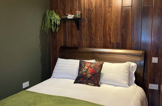 The Nest - A Perfect touring base in West Kerry- 20 Mins from Dingle town