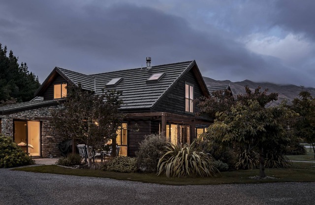 The Nest,Villa 19 Heritage Village, Wanaka