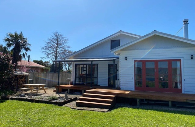 The Old Bakery - Waterfront Retreat in Collingwood