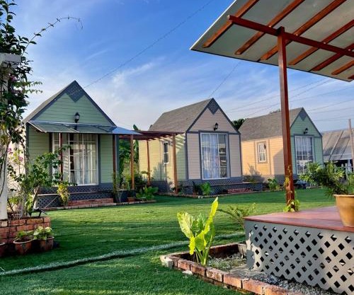 The paper garden By Juniar Place