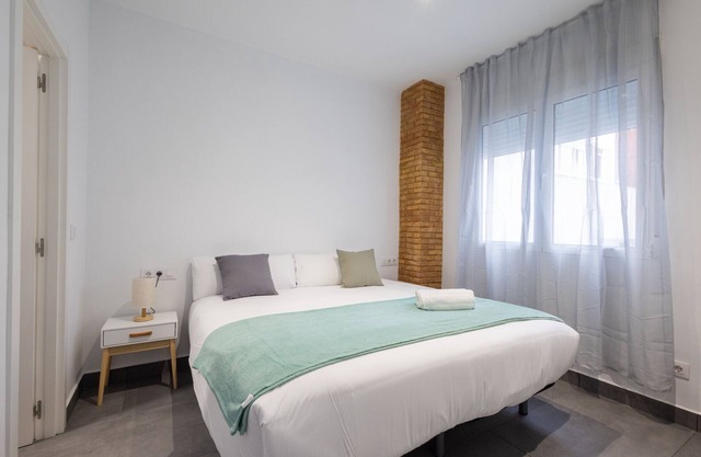 The Patraix Apartment 01 by Florit Flats