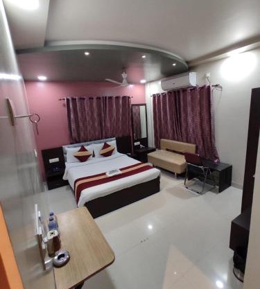 The Pearl Burdwan Hotel, Banquet & Restaurant