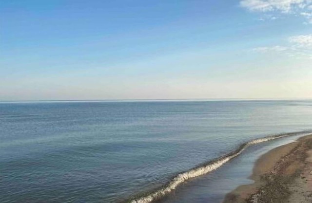 The Port -halfway between downtown Caseville & Port Austin- beach access