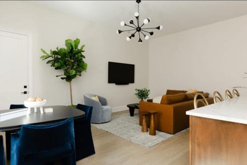 The Purple Martin - Nest