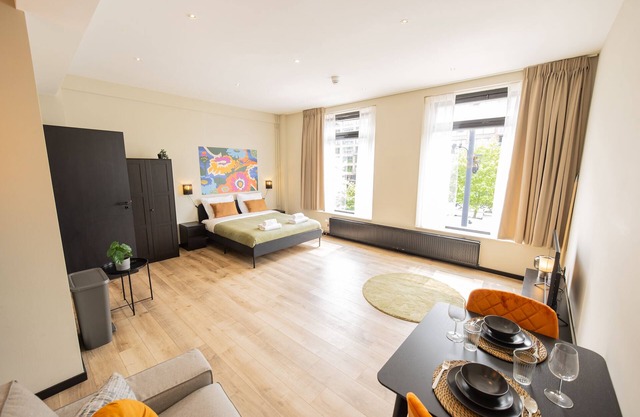 The Quartz Binnenrotte Studio BR