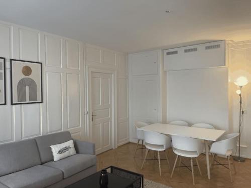 The R Apartment Hurbig - Old Town