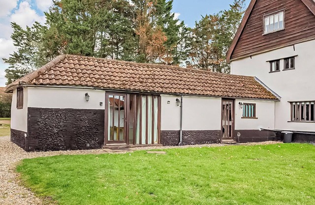 The Retreat - UK48231