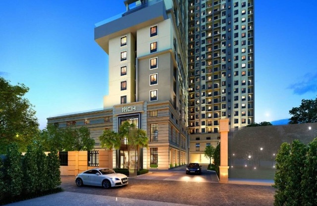 the Rich Sathorn-Taksin Condominium - Khet Khlong San