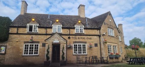 The Royal Oak Duddington