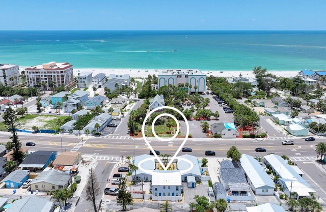 The Sandcastle Collection at Silver Sands – 8BR/8BA, Sleeps 24, Beach Access, Walk to John’s Pass