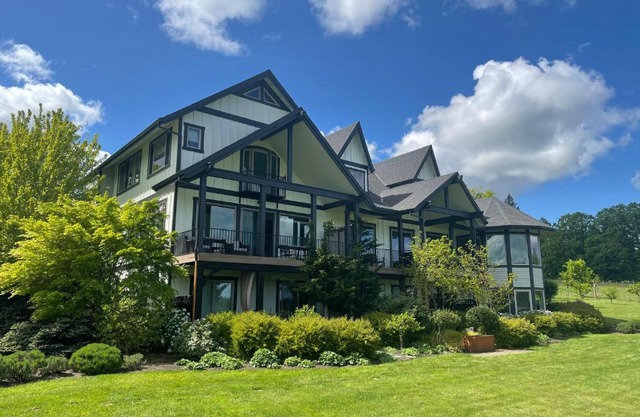 The Setting Inn Willamette Valley