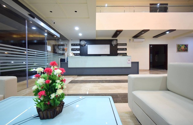 The Sky Imperial Hotel Gopal Darshan