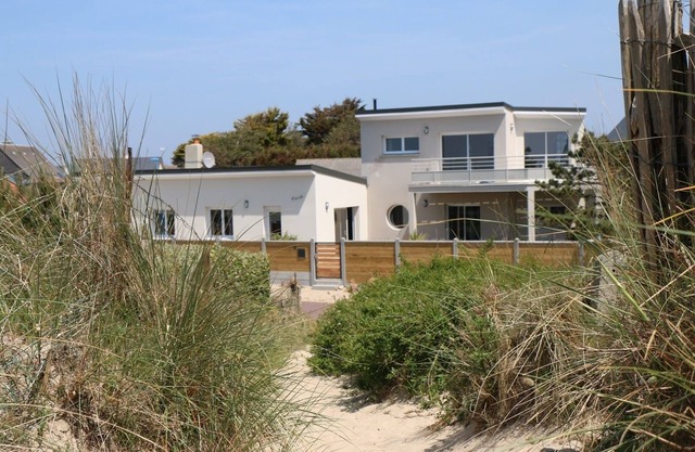 "The stopover" house 20 meters from the beachnn