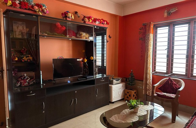 The Sun-Beam Retreat - 2-bedroom apartment in Siliguri with AC, WiFi