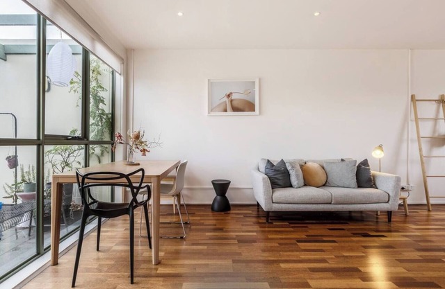The Sunroom Minimalist Chic moments from Chapel St