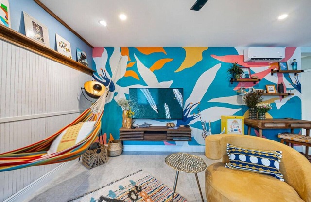 The SurfSide Hideout - Charming/Cozy/Central