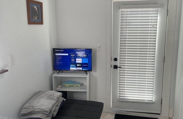 The tiny comfy house!