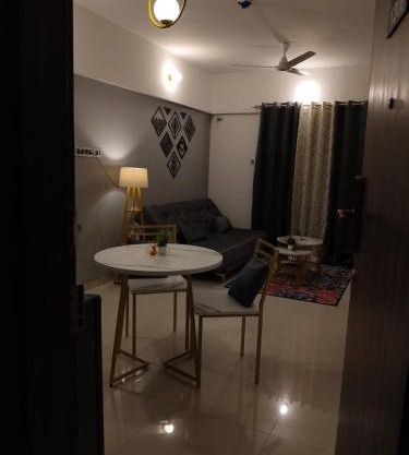 The Touch Of Grey 1BHK SUITE 12Floor 2 Balcony