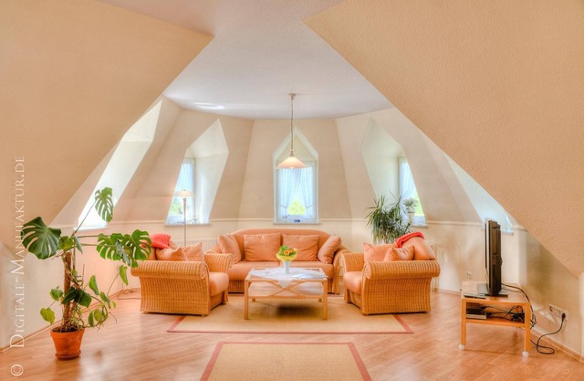 The "tower room". Beautiful 1-room apartment in Büsumer Deichhausen