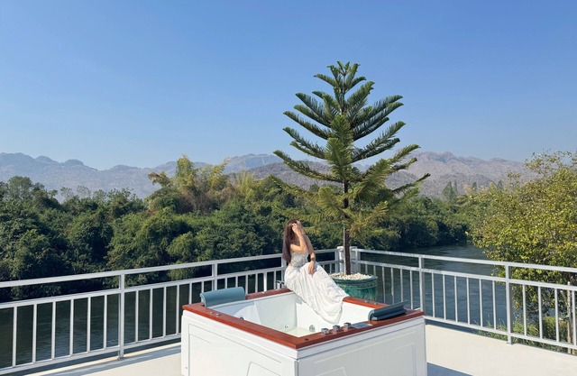 Thebest Capsule Resort