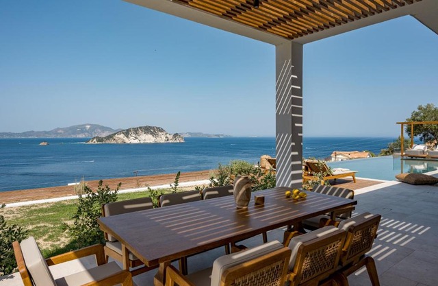 Thesan Villas