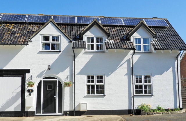 This delightful cottage provides a ‘home from home’ at a seaside location.