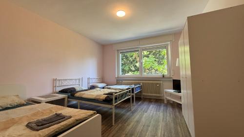 Three Bedroom Comfort Apartment Maintal