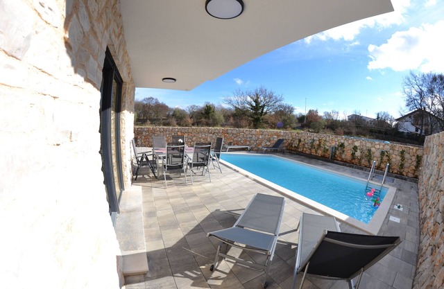 Three bedroom villa with pool