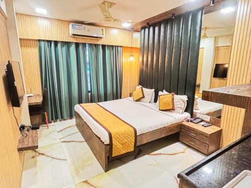 TIM Santacruz Mumbai Airport